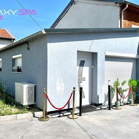 Galaxy Spa - Suite Jupiter Jacuzzi Privatif Champigneulles エクステリア 写真