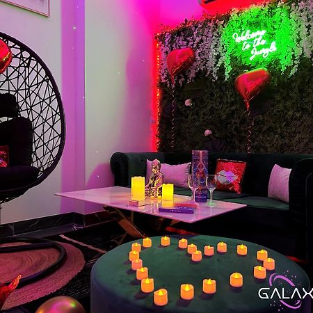 Galaxy Spa - Suite Jupiter Jacuzzi Privatif Champigneulles エクステリア 写真
