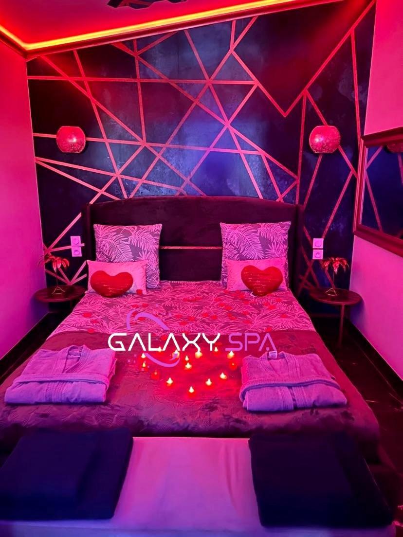 Galaxy Spa - Suite Jupiter Jacuzzi Privatif Champigneulles エクステリア 写真
