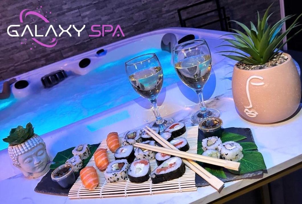 Galaxy Spa - Suite Jupiter Jacuzzi Privatif Champigneulles エクステリア 写真