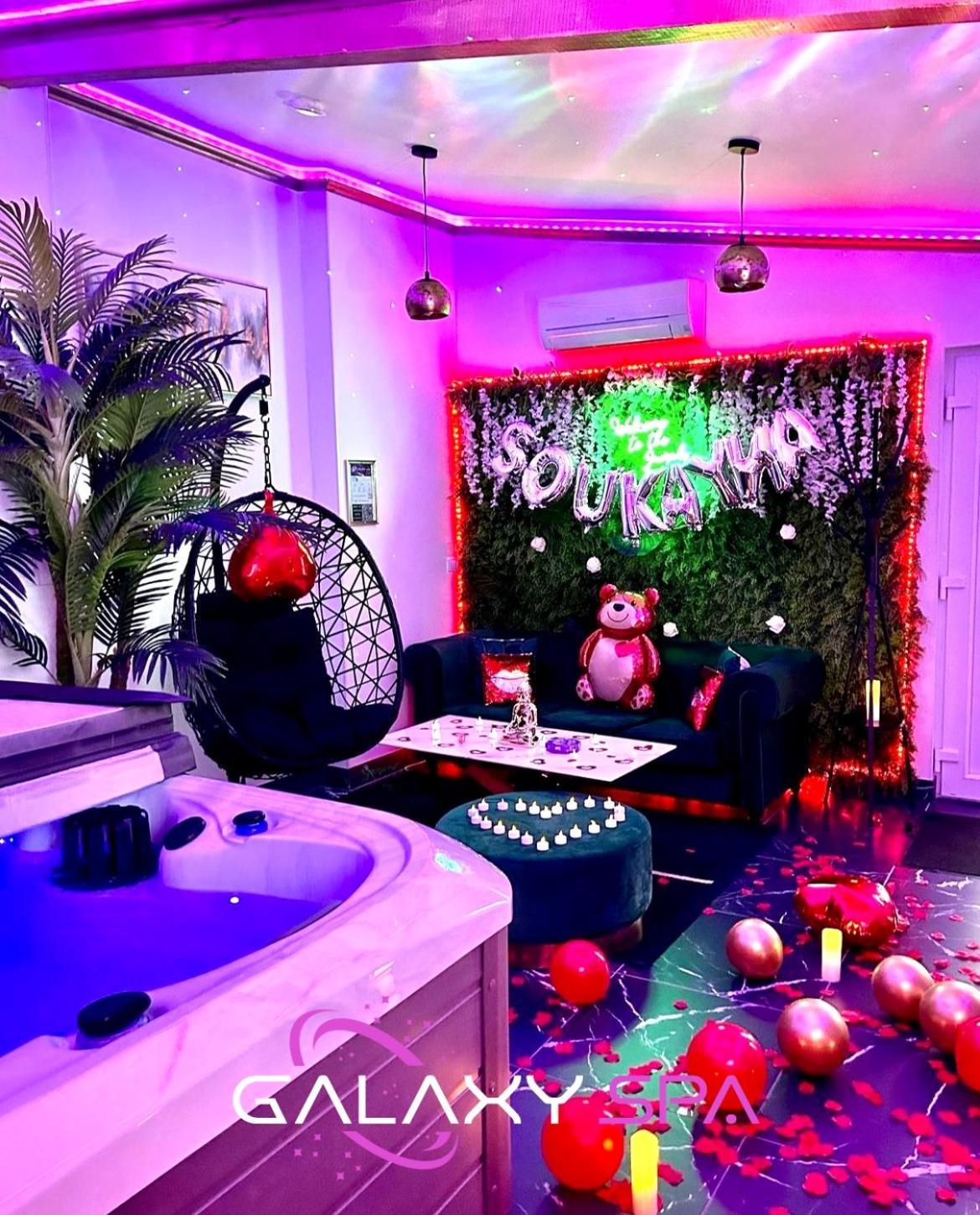 Galaxy Spa - Suite Jupiter Jacuzzi Privatif Champigneulles エクステリア 写真